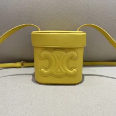 セリーヌバッグ CELINE2022新作 BOX TRIOMPHE ハンドバッグ