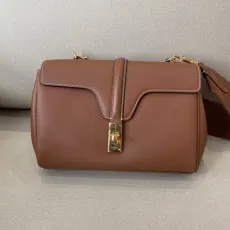 セリーヌバッグ CELINE2022新作 TEEN SOFT 16 ハンドバッグ