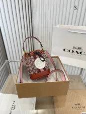 コーチバッグ COACH2022新作バケットバッグ