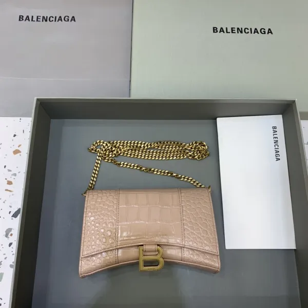 バレンシアガバッグ BALENCIAGA 2022新作 アワーグラス ウォレット オン チェーン メッセンジャーバッグ