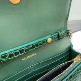 バレンシアガバッグ BALENCIAGA 2022新作 アワーグラス ウォレット オン チェーン メッセンジャーバッグ