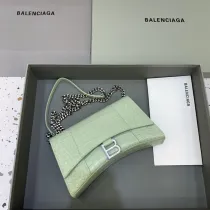 バレンシアガバッグ BALENCIAGA 2022新作 アワーグラス ウォレット オン チェーン メッセンジャーバッグ