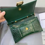 バレンシアガバッグ BALENCIAGA 2022新作 アワーグラス ウォレット オン チェーン メッセンジャーバッグ
