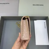 バレンシアガバッグ BALENCIAGA 2022新作 アワーグラス ウォレット オン チェーン メッセンジャーバッグ