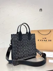 コーチバッグ COACH2022新作 GOTHAM TALL トートバッグ