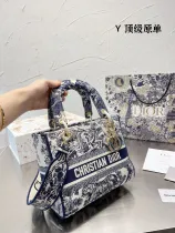 ディオールバッグ DIOR2022新作 Lady D-Lite ハンドバッグ