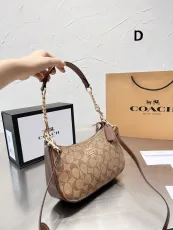 コーチバッグ COACH2022新作ハンドバッグ