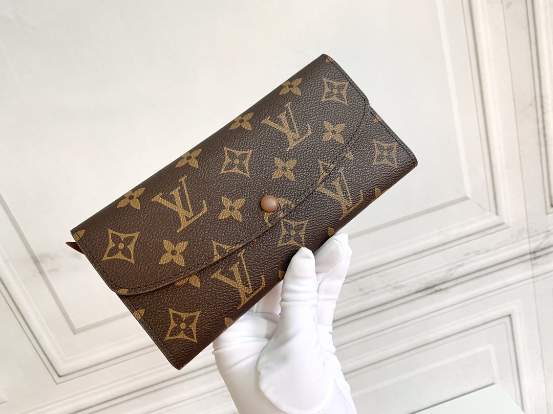 ルイヴィトン財布 LOUIS VUITTON2022新作 二つ折り長財布 M60136