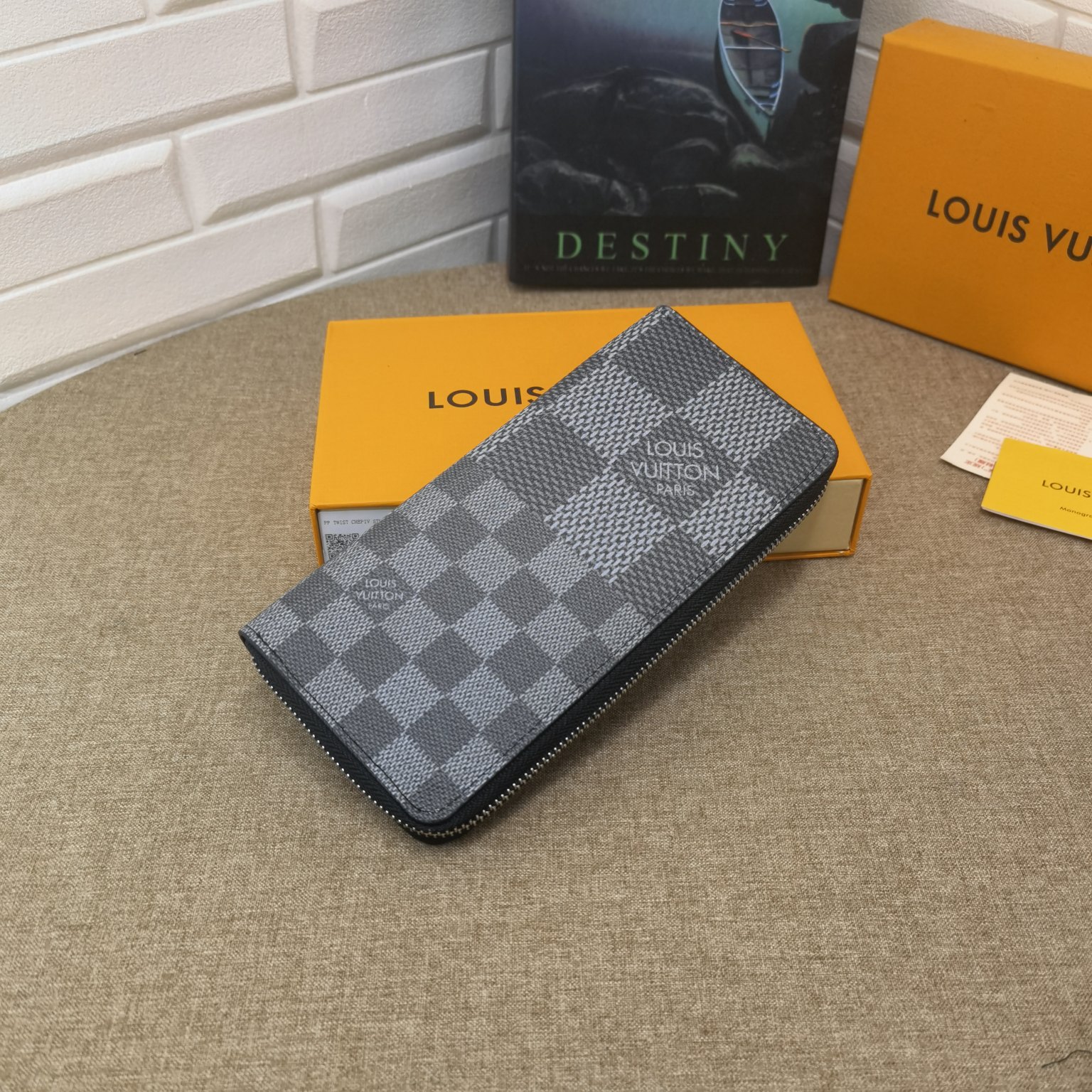 ルイヴィトン財布 LOUIS VUITTON2022 新作 ブラッツァ ウォレット N60436