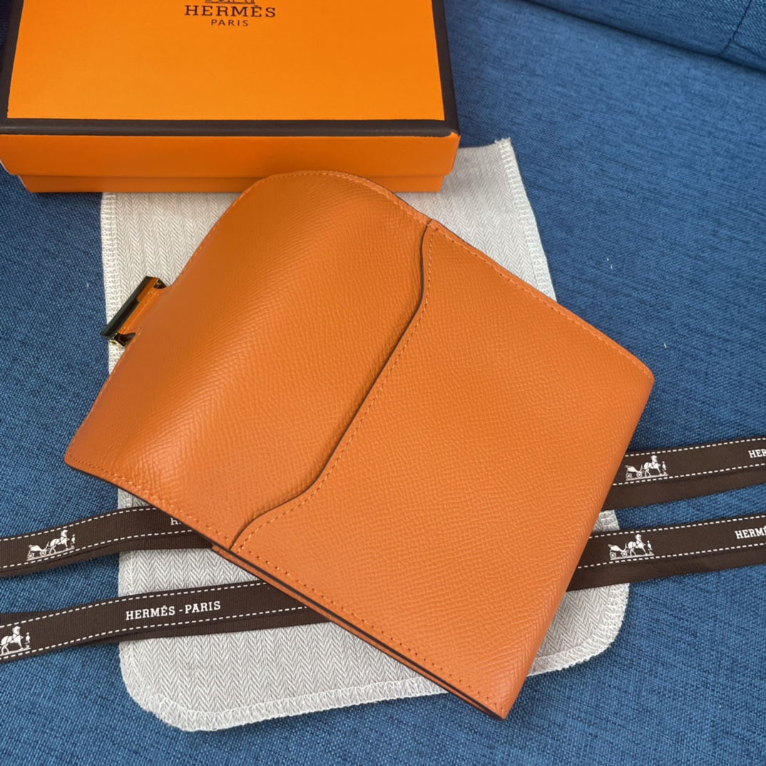 エルメス財布 HERMES2022 新作 コンスタンス 二つ折り財布 537