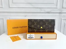 ルイヴィトン財布 LOUIS VUITTON2022新作 二つ折り長財布 M60136
