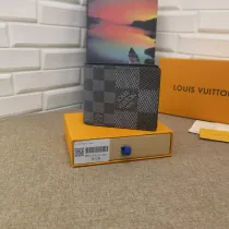 ルイヴィトン財布 LOUIS VUITTON2022 新作二つ折り財布 M60433