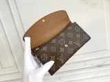 ルイヴィトン財布 LOUIS VUITTON2022新作 二つ折り長財布 M60136