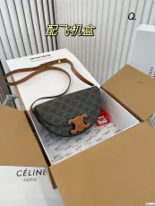 セリーヌバッグ CELINE2022新作メッセンジャーバッグ