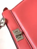 フェンディバッグ FENDI2022新作 Iconic Peekaboo ISeeU ミニ ハンドバッグ