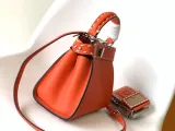 フェンディバッグ FENDI2022新作 ピーカブー ハンドバッグ