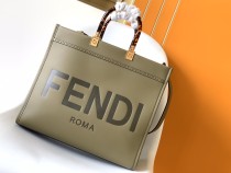 フェンディバッグ FENDI2022新作サンシャインショッパーハンドバッグ