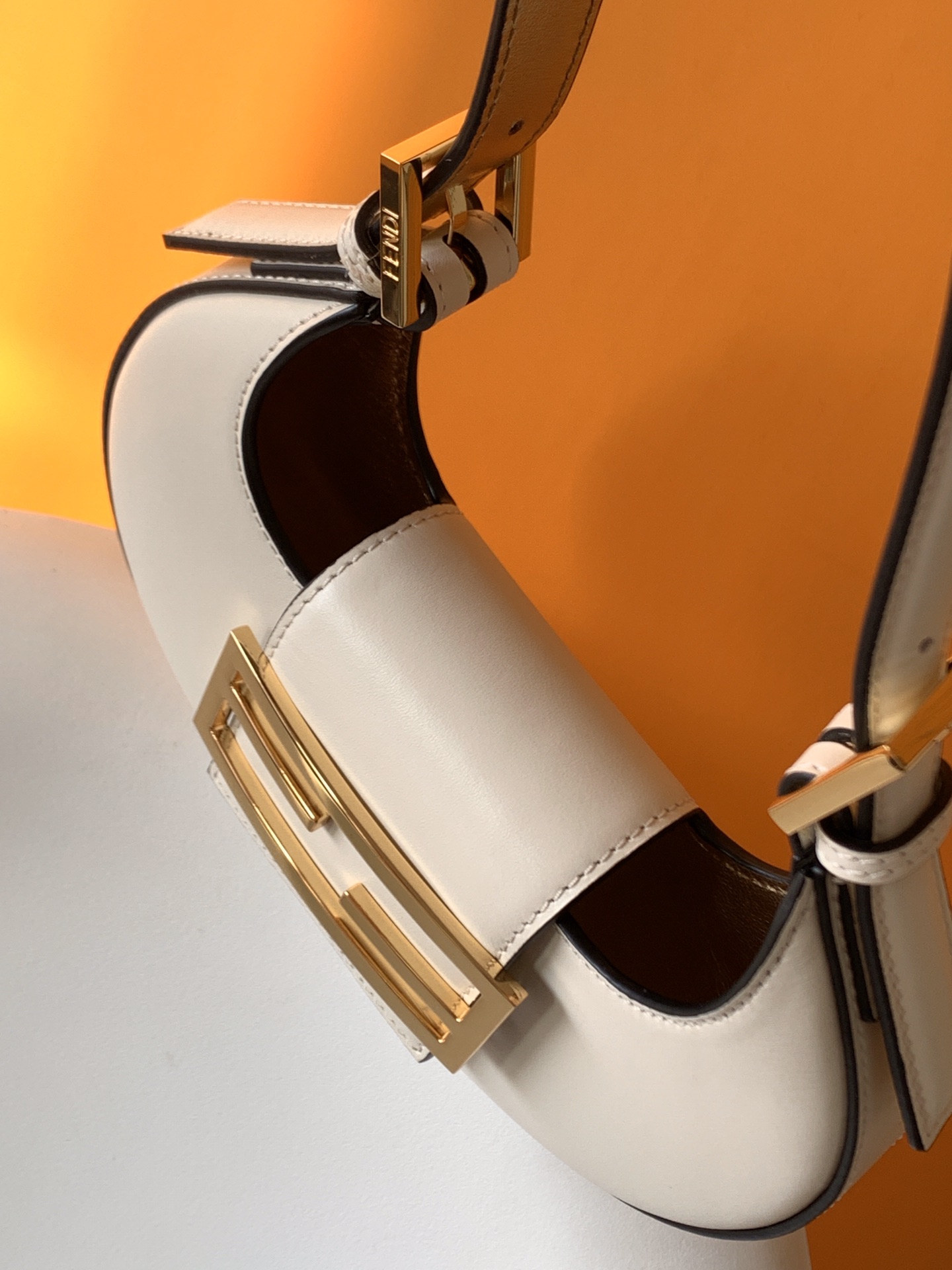 フェンディバッグ FENDI2022 新作 クッキー ミニトートバッグ