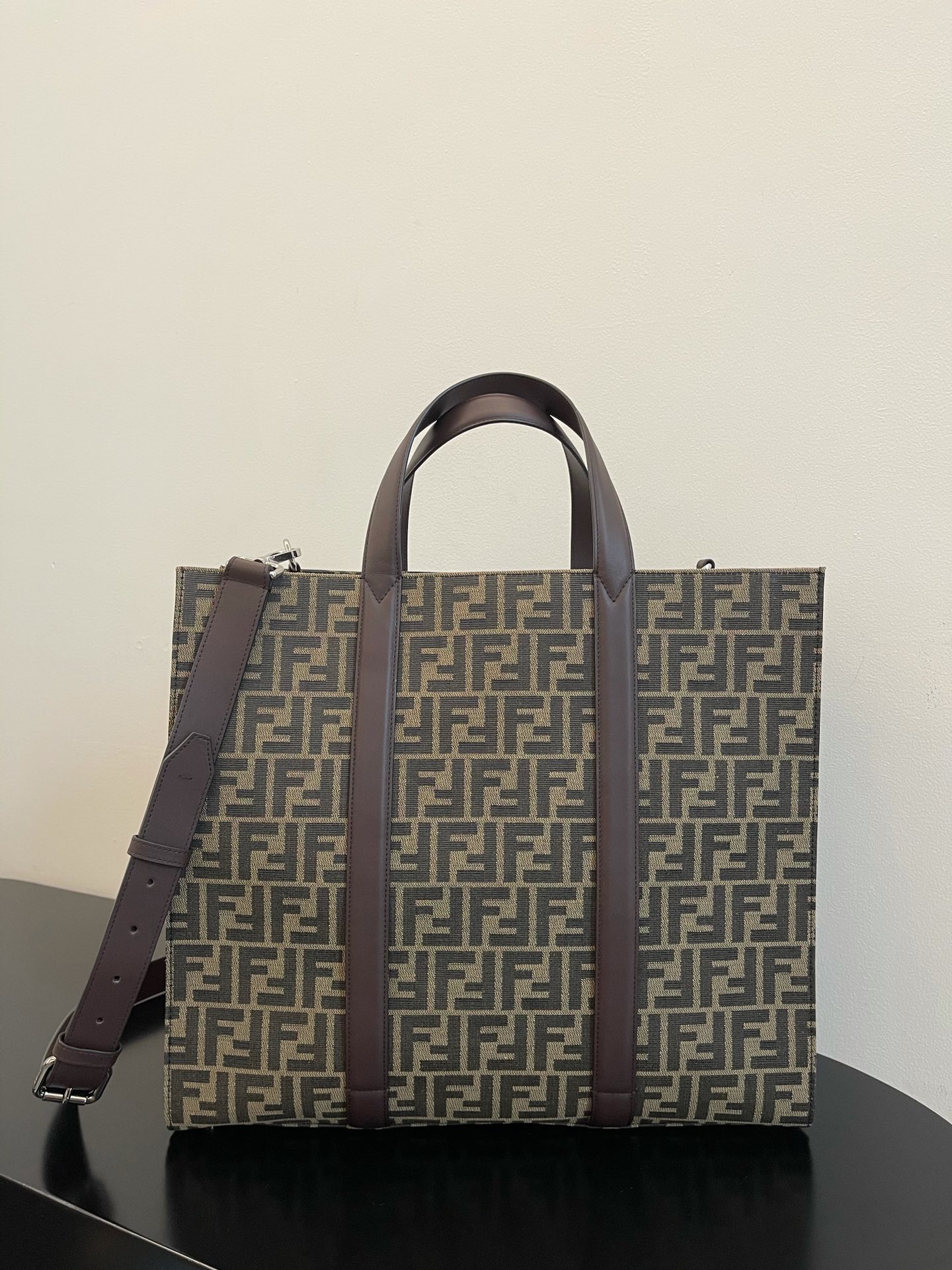 フェンディバッグ FENDI2022新作トートバッグ