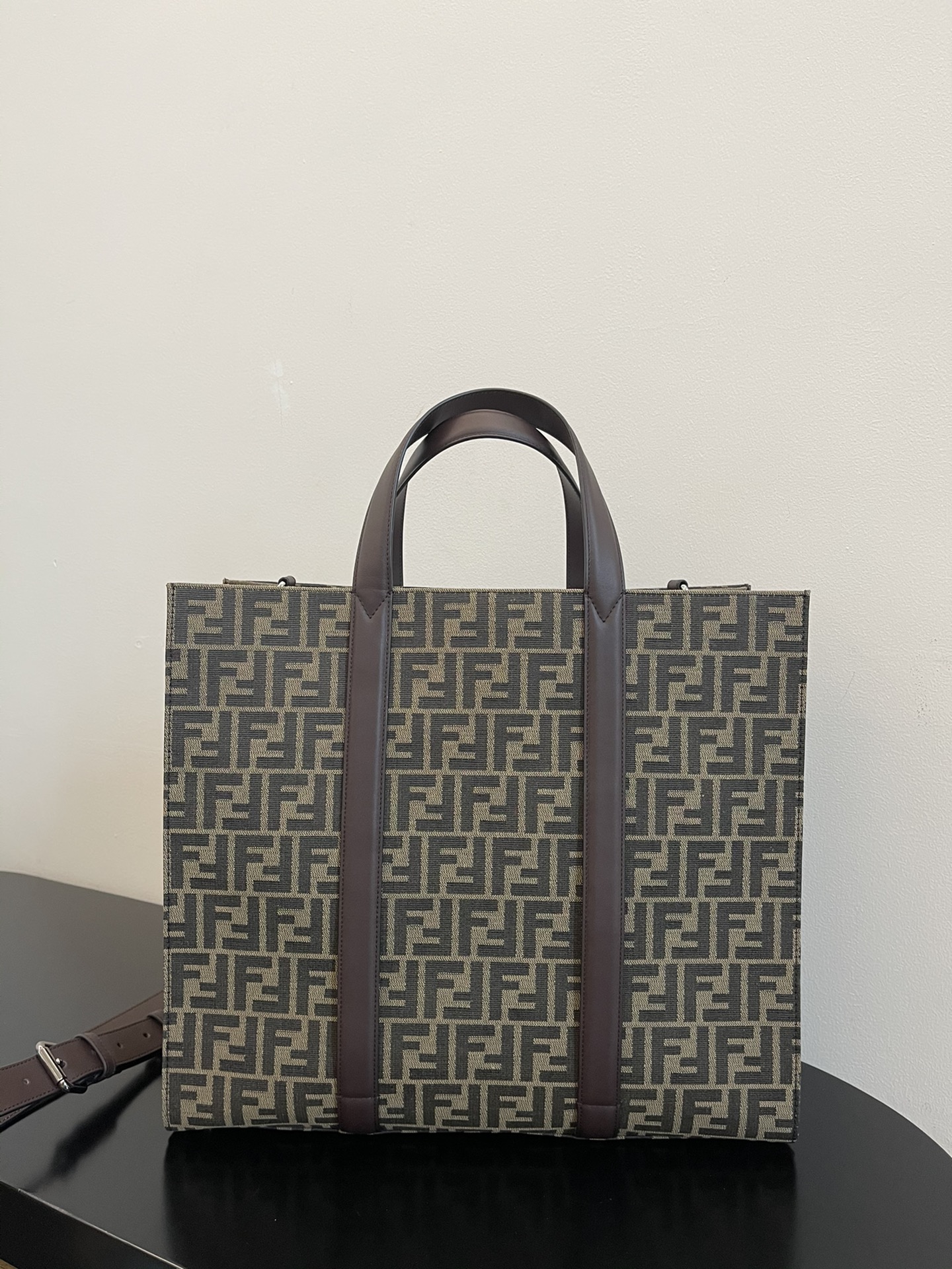 フェンディバッグ FENDI2022新作トートバッグ