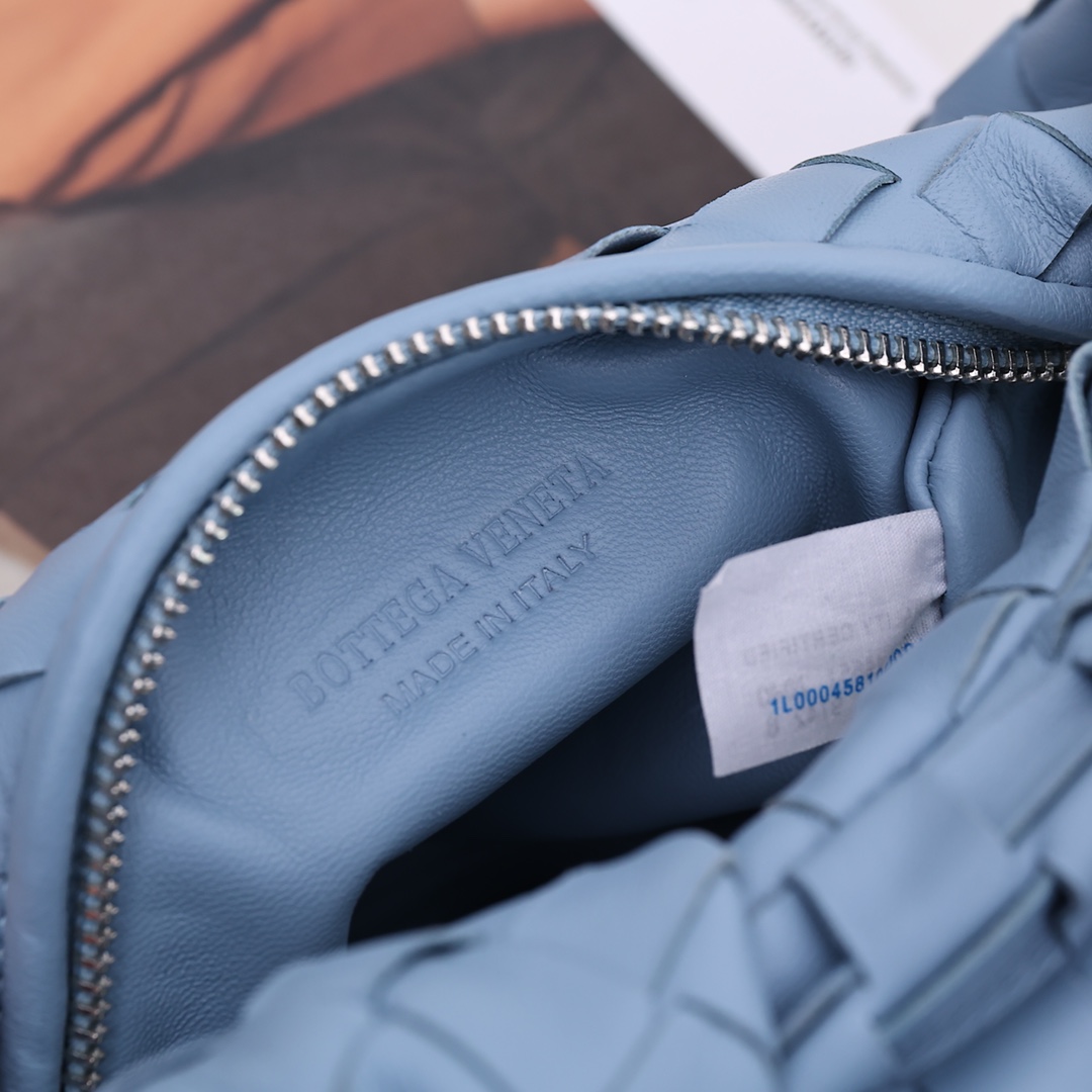 ボッテガヴェネタバッグ BOTTEGA VENETA 2022 初春新作 ミニ ジョディ ハンドバッグ