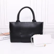 ボッテガヴェネタバッグ BOTTEGA VENETA2022 早春 SLIP トートバッグ