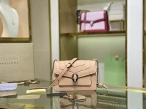 ブルガリバッグ BVLGARI2022新作 セルペンティ フォーエバー メッセンジャーバッグ 289676