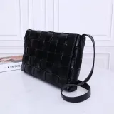 ボッテガヴェネタバッグ BOTTEGA VENETA 2022新作 THE BELT CASSETTE ハンドバッグ