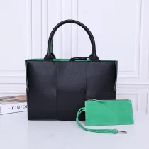 ボッテガヴェネタバッグ BOTTEGA VENETA2022 早春 SLIP トートバッグ