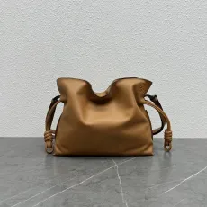 ロエベバッグ LOEWE2022新作 フラメンコ クラッチ メッセンジャーバッグ