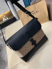 コーチバッグ COACH2022新作メッセンジャーバッグ