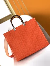 フェンディバッグ FENDI2022新作サンシャインショッパートートバッグ