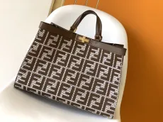 フェンディバッグ FENDI2022 新作 ピーカブー X-トート ハンドバッグ