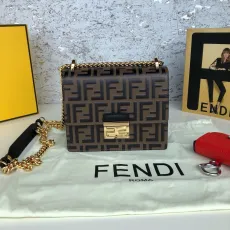 フェンディバッグ FENDI2022 新作 カンユー フラップバッグ