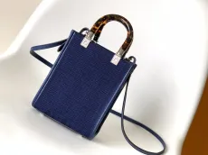 フェンディバッグ FENDI2022新作 ミニサンシャインショッパー ハンドバッグ