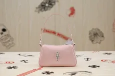 クロムハーツバッグ CHROMEHEARTS2022 新作 CHICKEN MUGGET ハンドバッグ K680