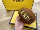 フェンディバッグ FENDI2022 の新しいミニ グラフィー ハンドバッグ