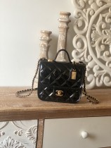 シャネルバッグ CHANEL2022新作 チェーンショルダーバッグ AS3652