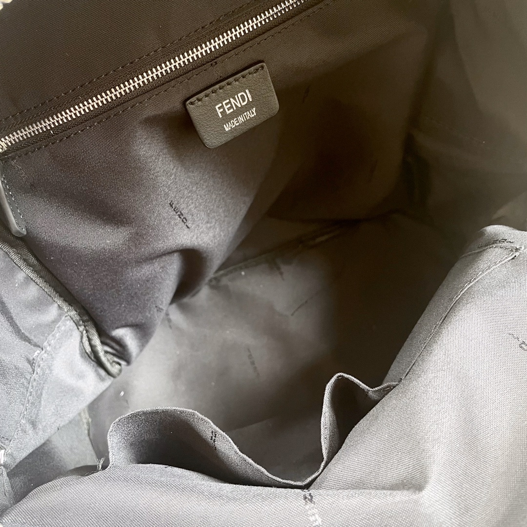 フェンディバッグ FENDI2022新作バックパック