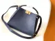 フェンディバッグ FENDI2022新作 ピーカブー エッセンシャル ハンドバッグ