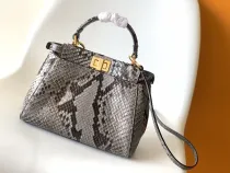フェンディバッグ FENDI2022の新しいピーカブー ハンドバッグ