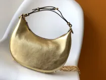 フェンディバッグ FENDI2022の新作グラフィティハンドバッグ
