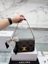 セリーヌバッグ CELINE2022新作 トラピーズ トリオンフ ハンドバッグ