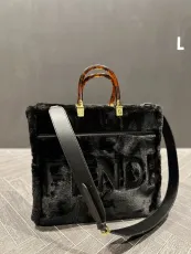 フェンディバッグ FENDI2022新作トートバッグ