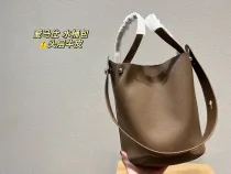 エルメスバッグHERMES 2022新作 バケットバッグ