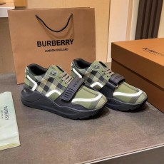 バーバリー靴BURBERRY 2022新作 新作 厚底スニーカー