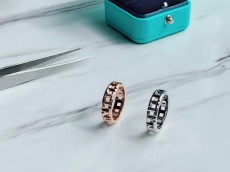 ティファニー指輪Tiffany Co 2022 新作 ダイヤモンドなし ナロー リング