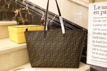 フェンディバッグFENDI 2022年新作 老眼 ショッピングバッグ 3833