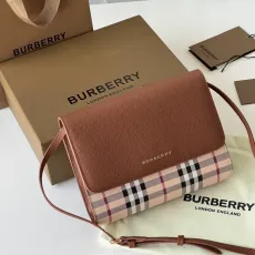 バーバリーバッグBURBERRY 2022新作 チェック柄＆レザー クロスボディバッグ