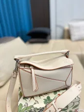 ロエベバッグLOEWE 2022年新作 ジオメトリックパズルパック